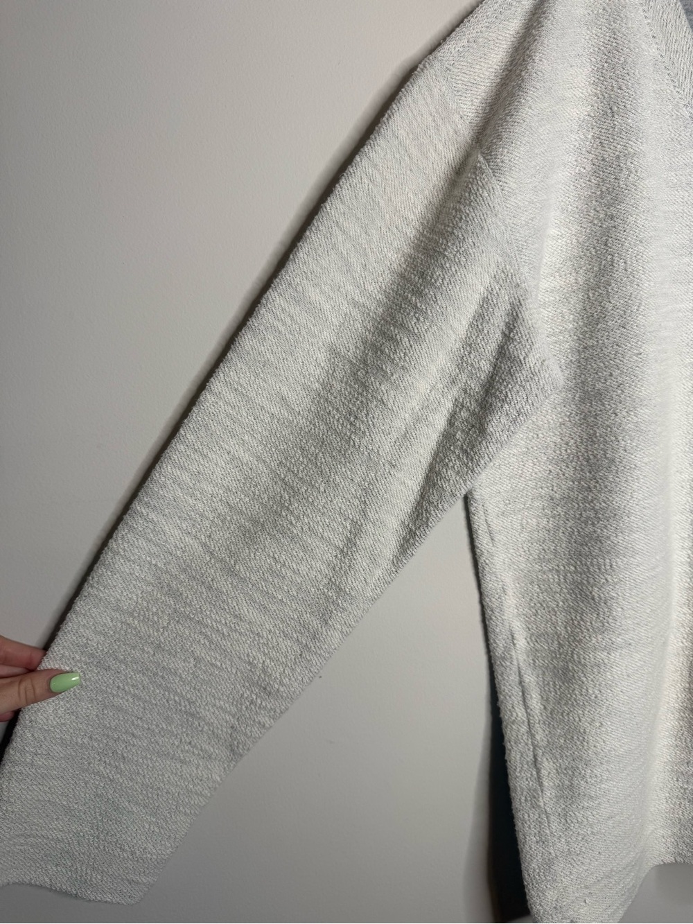 Lauren James Men’s V-Neck Sweater in Light Gray Heather - Picture 5 of 6